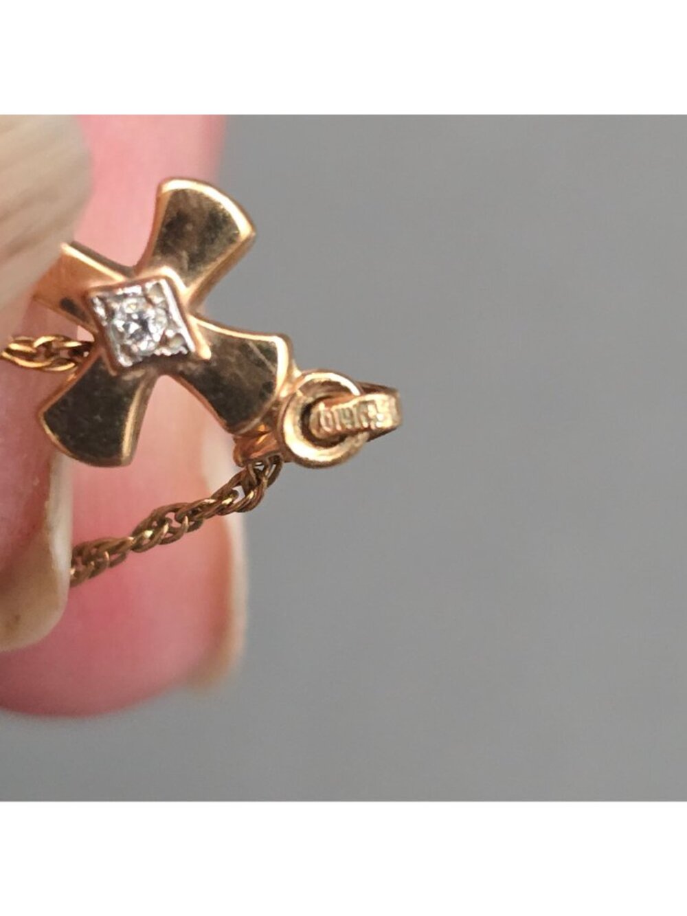 Vintage 14K Gold Filled Diamond Cross Necklace M Cartouche Pendant 19" - Picture 4 of 15